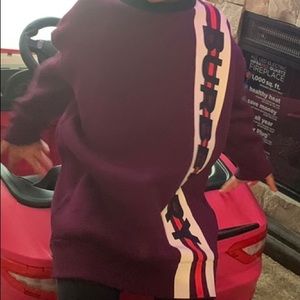 Girls Burberry sweatshirt